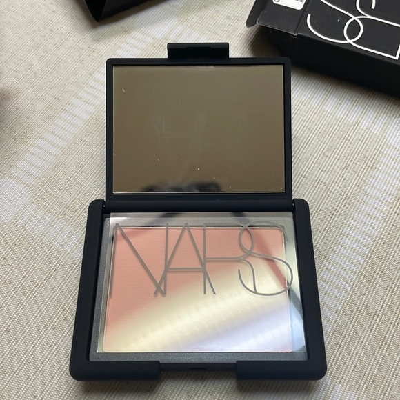 Nars blush - Picture 2 of 3